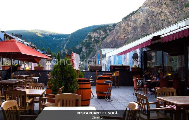 2-terraza-restaurant-el-sola-canillo.jpg