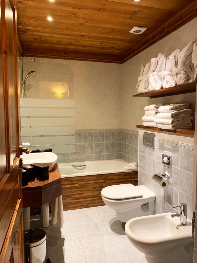 apartaments-els-llacs-v1.jpg
