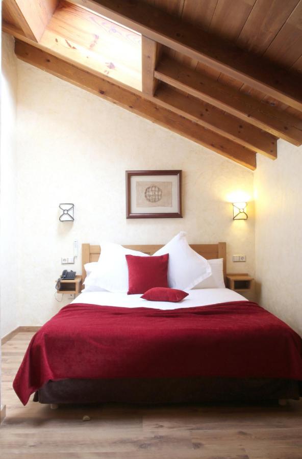 apartaments-els-llacs-v6.jpg