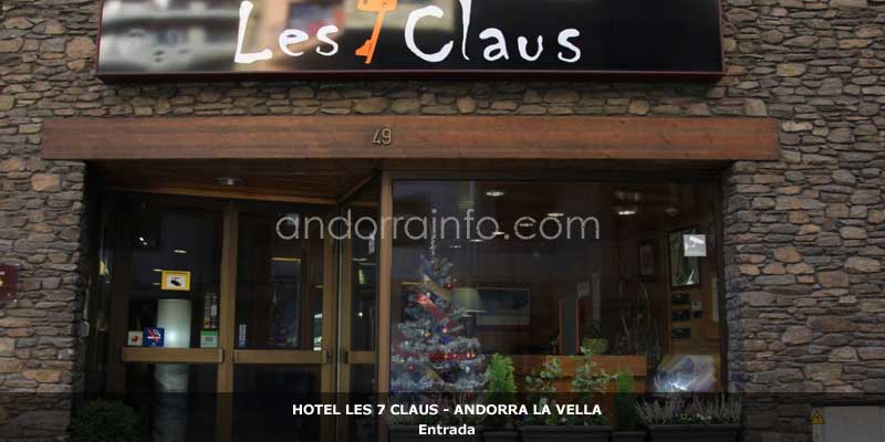 entrada2-hotel-les-7-claus.jpg