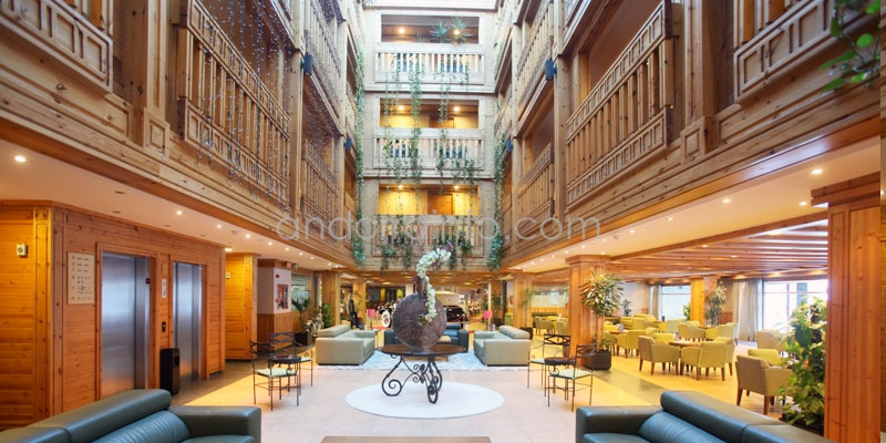hotelnordic-lobby2.jpg