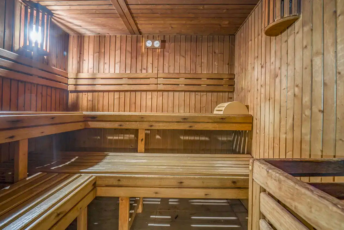 roc-sauna.jpg